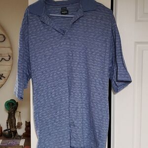 Men's three button polo golf shirt